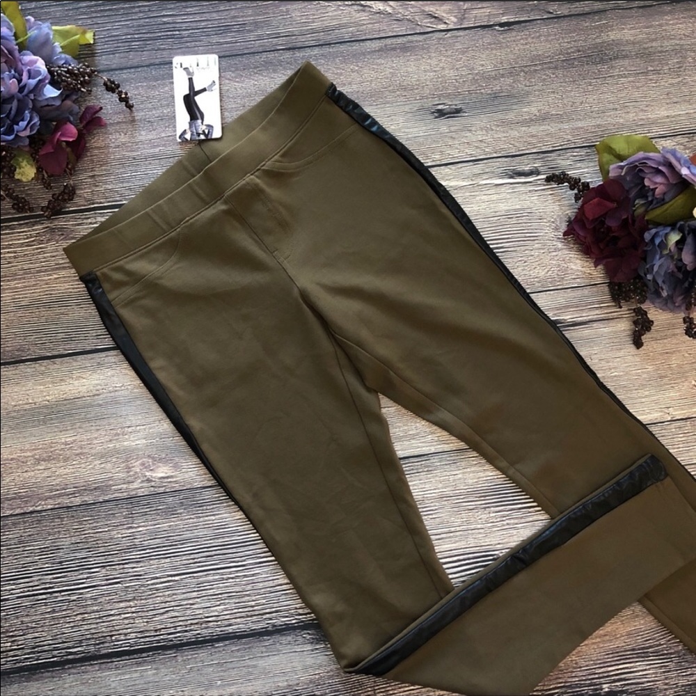 NWT HUE Tuxedo Ponte Leggings in Oliver sz XS